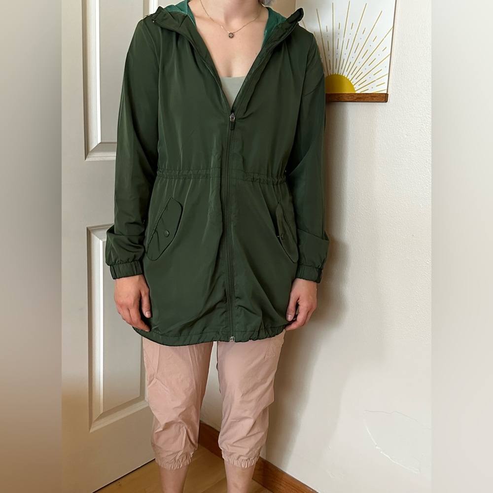 Old Navy Long Athletic Wind Breaker Army Green